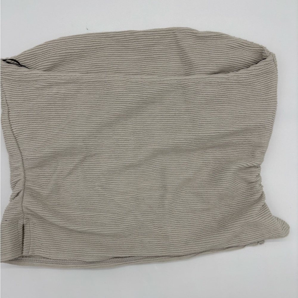H&M Cream Ribbed Crop Top - Picture 2 of 4